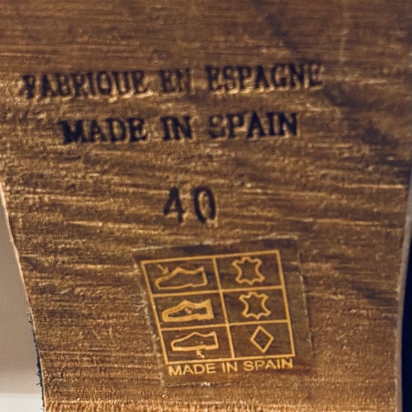 FREE PEOPLE..clogs - Picture 10 of 10